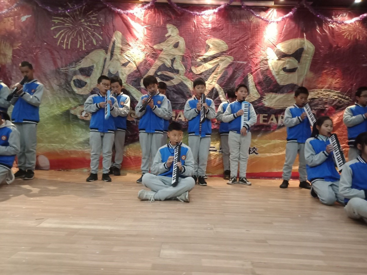 衡陽市蒸湘區(qū)仁愛實(shí)驗(yàn)中學(xué)|衡陽全日制|全寄宿|全封閉|半月假制初級(jí)中學(xué) 衡陽市蒸湘區(qū)仁愛實(shí)驗(yàn)中學(xué)|衡陽全日制|全寄宿|全封閉|半月假制初級(jí)中學(xué)